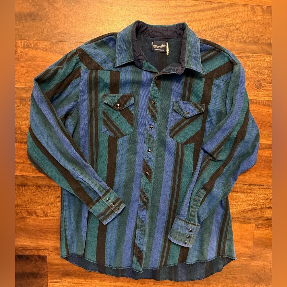 Wrangler Vintage Brushpopper Blue and Green Striped Shirt